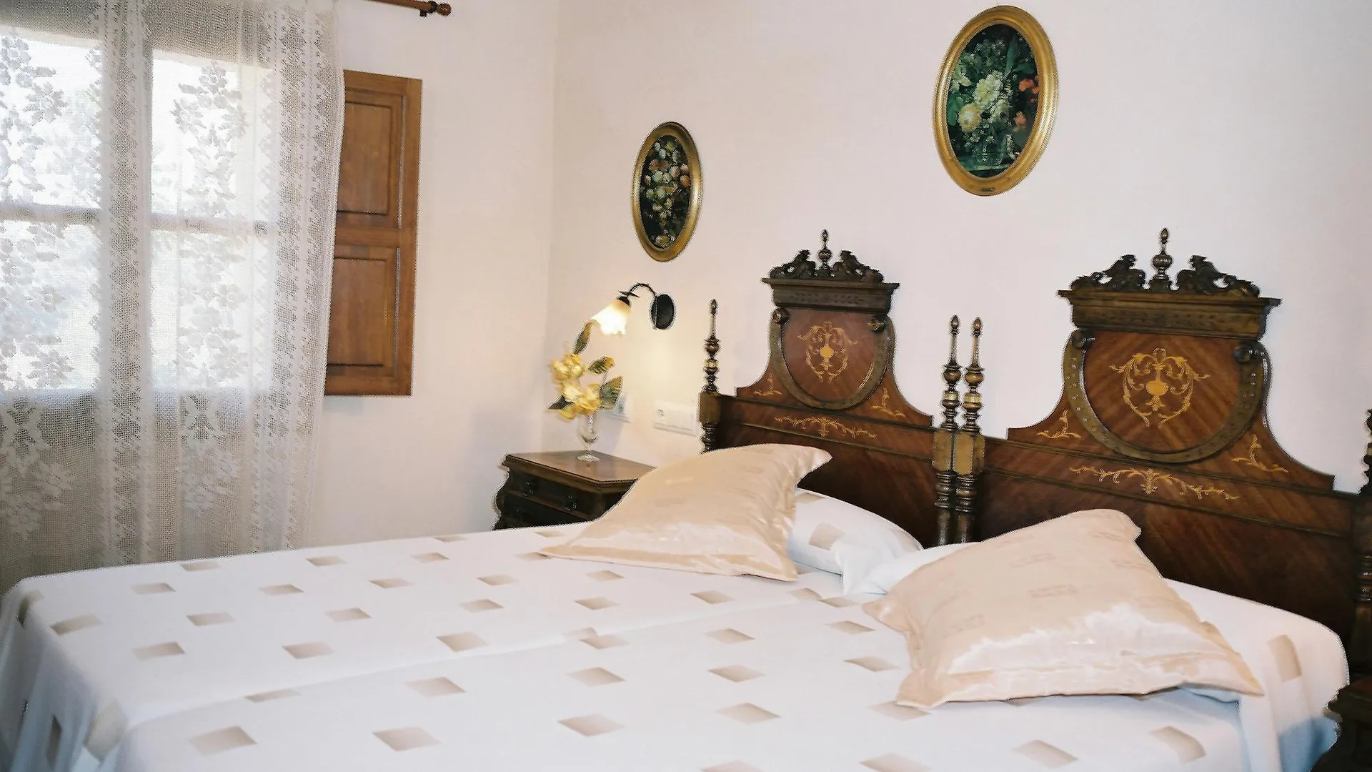 Farm stay Agroturismo Es Quatre Cantons Binissalem Spain