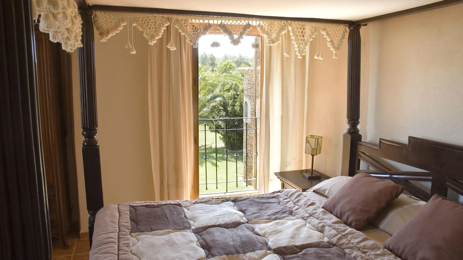 Farm stay Agroturismo Es Quatre Cantons Binissalem