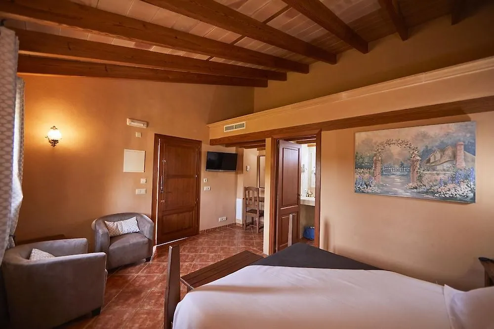 Farm stay Agroturismo Es Quatre Cantons Binissalem Spain