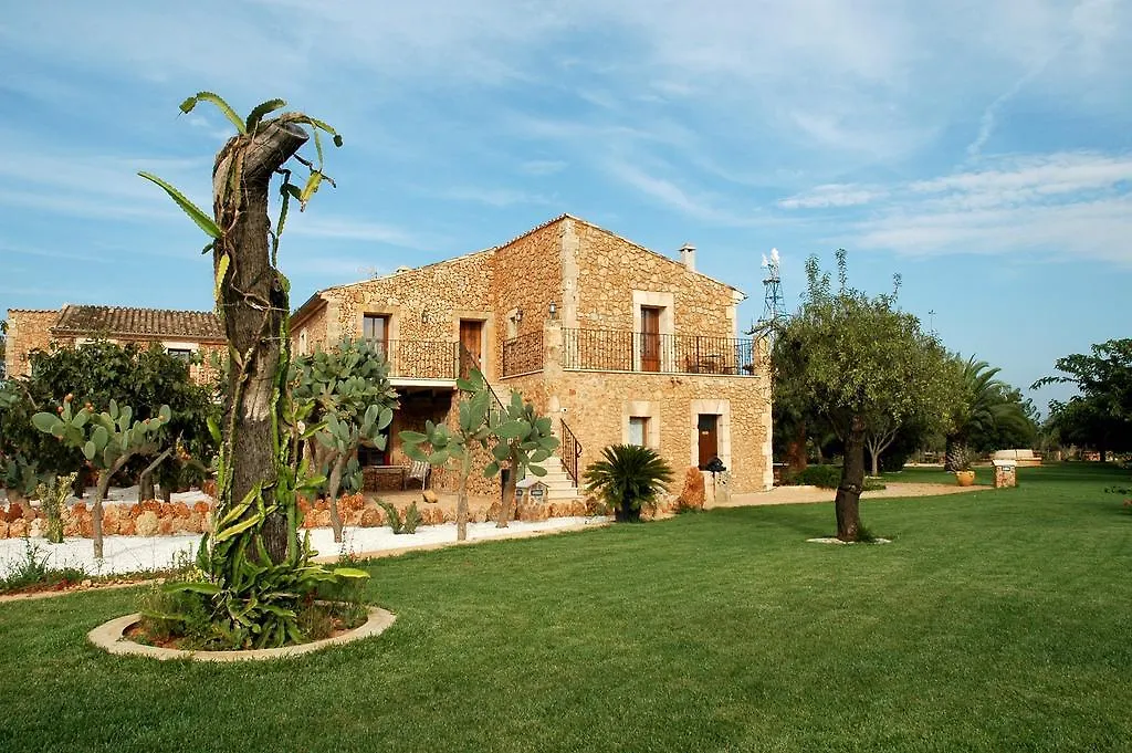 Agroturismo Es Quatre Cantons Binissalem Farm stay