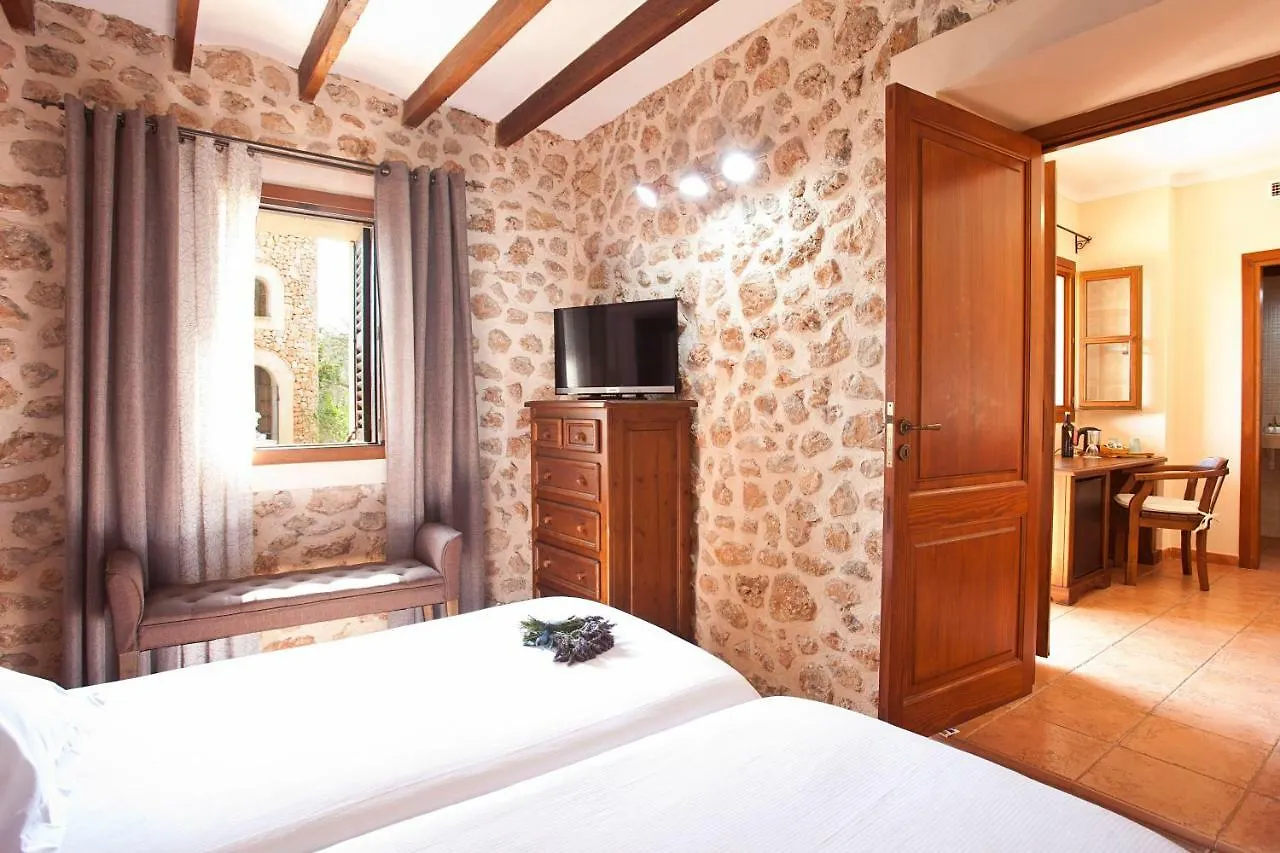 Agroturismo Es Quatre Cantons Binissalem Farm stay
