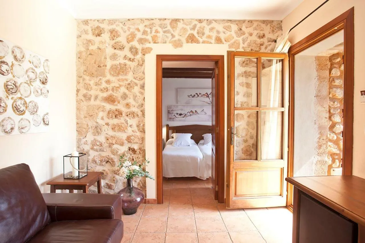 Agroturismo Es Quatre Cantons Binissalem Farm stay