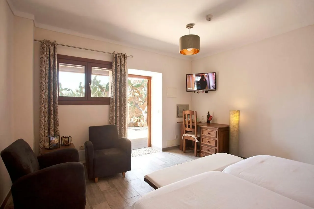 Agroturismo Es Quatre Cantons Binissalem 0*,  Spain