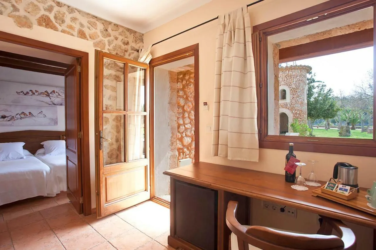 Farm stay Agroturismo Es Quatre Cantons Binissalem