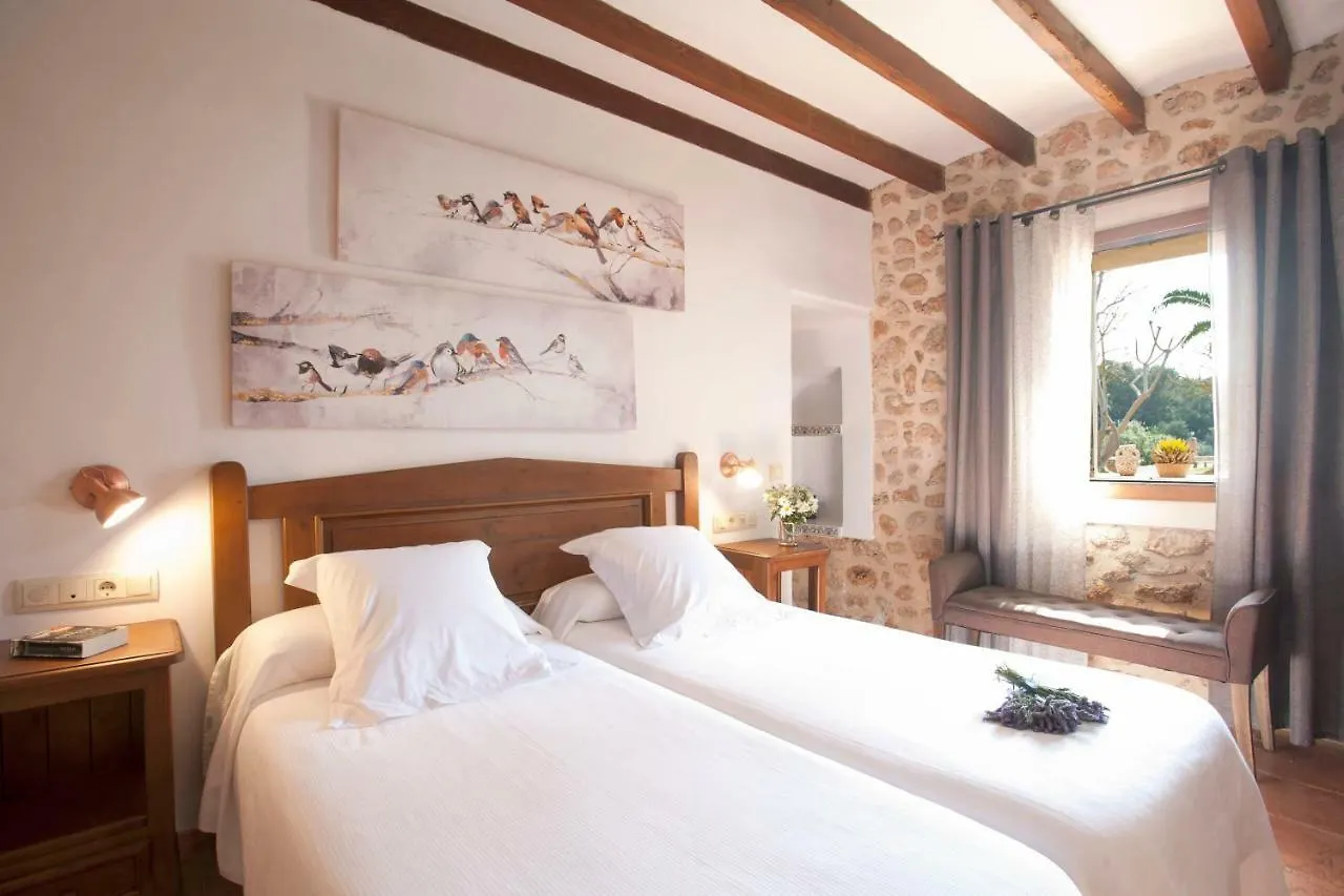 Farm stay Agroturismo Es Quatre Cantons Binissalem