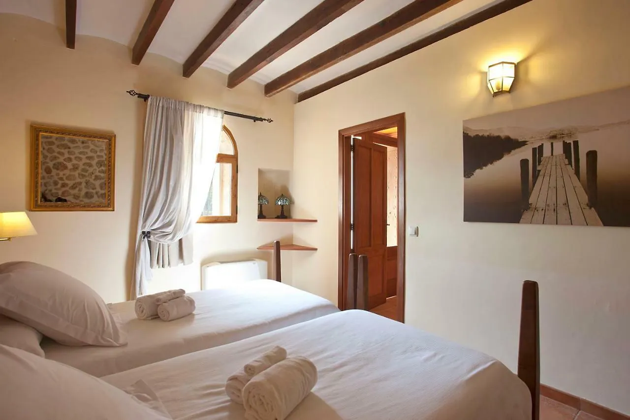 Agroturismo Es Quatre Cantons Binissalem Farm stay