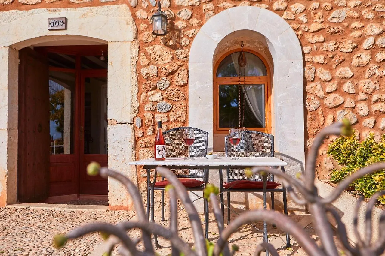 Agroturismo Es Quatre Cantons Binissalem 0*,  Spain